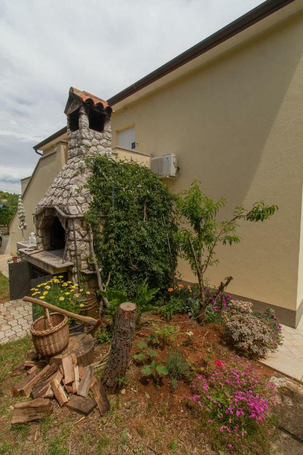 Apartments Ivana Ravni Zewnętrze zdjęcie