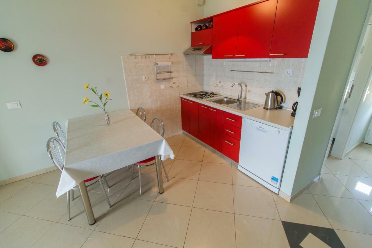 Apartments Ivana Ravni Zewnętrze zdjęcie