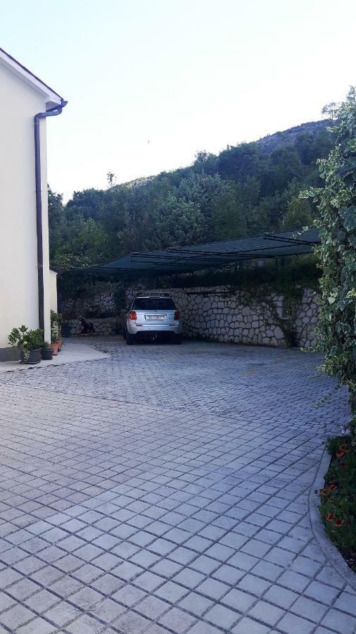 Apartments Ivana Ravni Zewnętrze zdjęcie